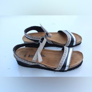 Naot Beverly wedge sandals